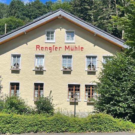 Hotel Restaurant Rengser Muehle Bergneustadt Exteriör bild